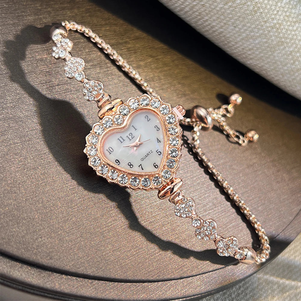 Heart-Shaped Chain Clock